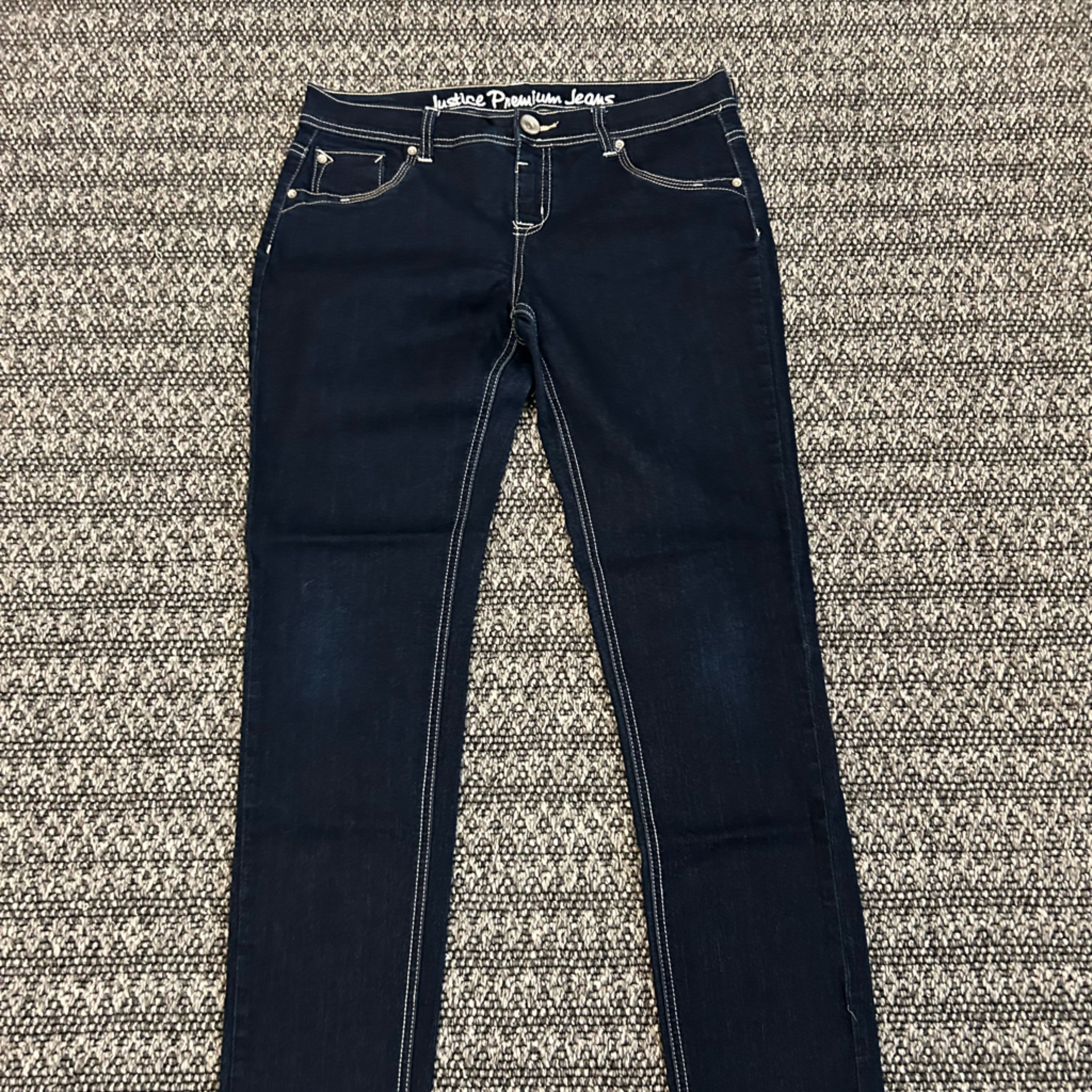 Girls Size 16.5 Justice Jeggings In Dark Blue With Contrast Stitching